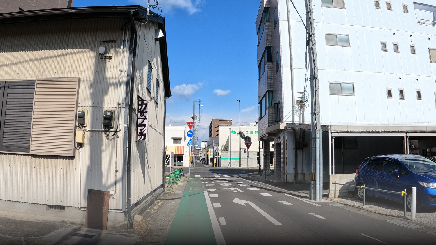 当院が見えてきます。